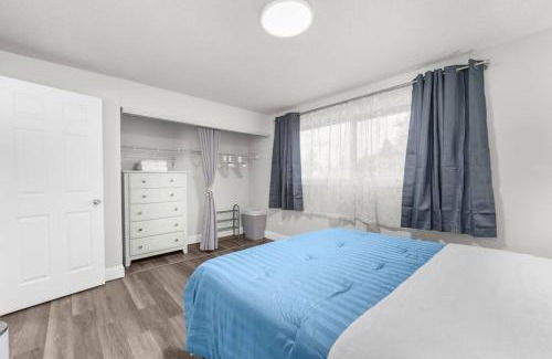 Federal Way Apartment | Casa Bella Homes - Top floor 2-BR 1 Bath Condo, Centrally located