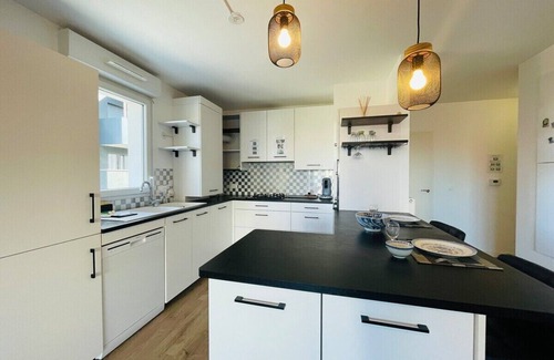 Les Hauts de Saint-Aubin Apartment | Casa Bella: Standing - Terrace - Private car park