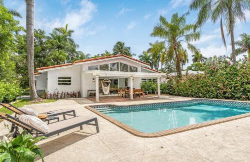 Northeast Miami House | Casa Belle Meade