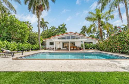 Northeast Miami House | Casa Belle Meade