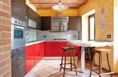 Farigliano Villa | Casa Belvedere with Private Terrace, Garden, A/C & Wi-Fi