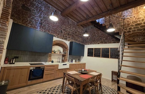 Chiusdino House | Casa Betta: Step Back in Time – A 700-Year-Old Tuscan Gem