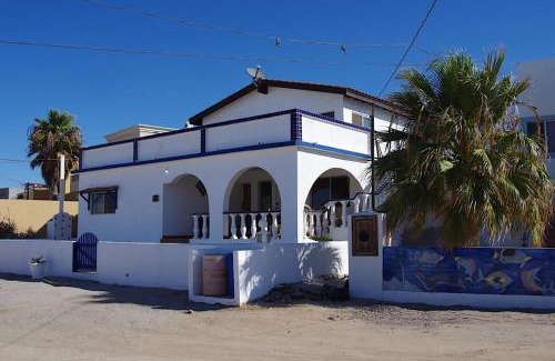 Backus House | Casa Bianchi