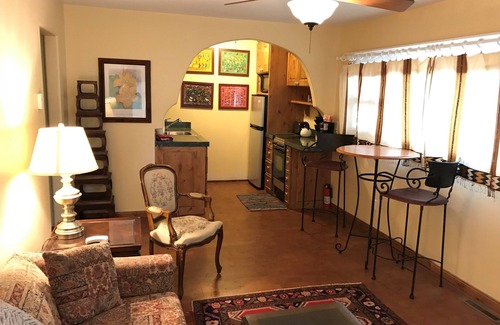 Farmington Bed & Breakfast | Casa Blanca Inn