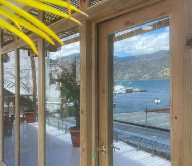 San Pedro La Laguna Hostel | Casa Blanca - San Pedro