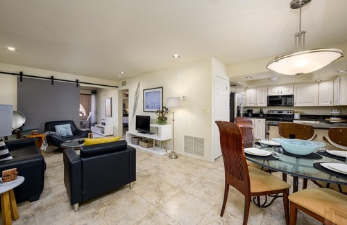 Paradise Valley Village Condo | CASA BONITA-Anasazi Village- Top Floor Split floor plan with added bonus room