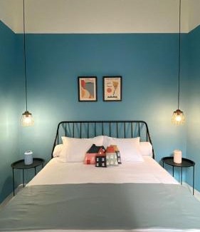 Depok House | Casa Bonita: Stylish, Affordable Home & Mini Pool
