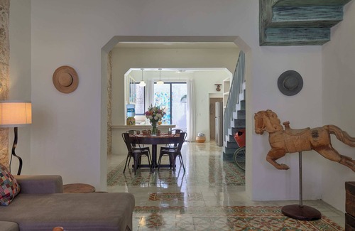 Barrio de Santiago House | Casa Caballo, Art Deco Bliss next to Santiago Park