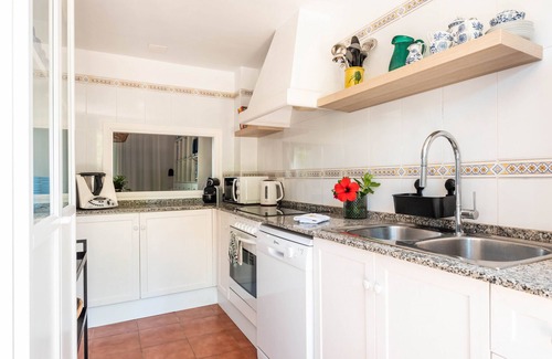Arenal d'en Castell Apartment | Casa Carmen - Arenal den Castell