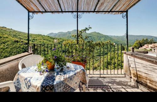 Cineto Romano Apartment | Casa Casella 12