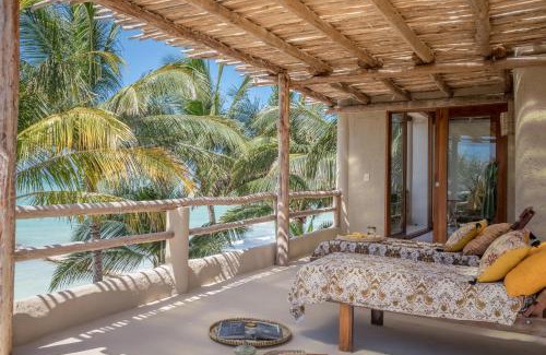 Isla Holbox Hotel | CASA CAT BA Beachfront Boutique Hotel