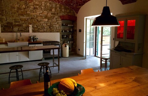 Castelletto d'Erro House | Casa Cavesi, architect country house in Piedmont
