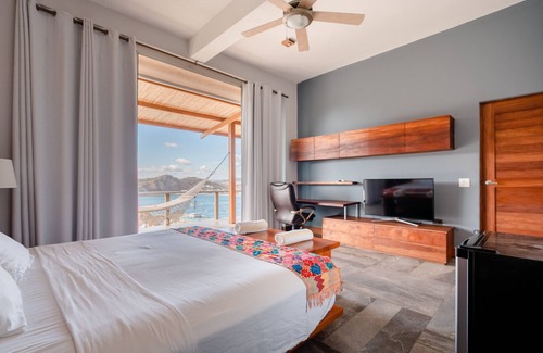 Paradise Bay Bed & Breakfast | Casa Cha Cha Cha B&B