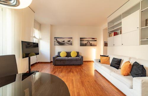Como Apartment | CASA CHANTILLY - by Relais di Giada