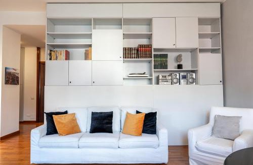 Como Apartment | CASA CHANTILLY - by Relais di Giada