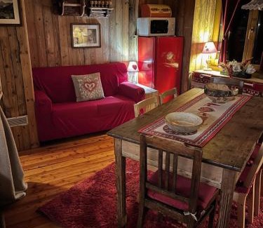 Introd Apartment | Casa Chevrere