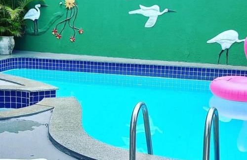 Vila Velha House | Casa Clorophila, suíte master completa com banheira, para 3 hóspedes