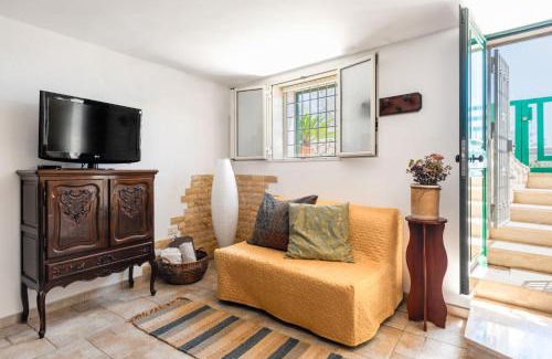 Marina di Andrano Apartment | Casa Colibrì Vista Mare - Artemisia Homes
