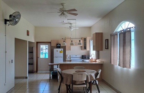 San Juan House | Casa Colibrí - 4BR w/Private Pool house 5 minutes walk from the beach.