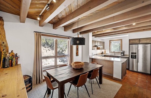 Nambe Pueblo House | Casa Colibri - Luxury Retreat with Mountain Views