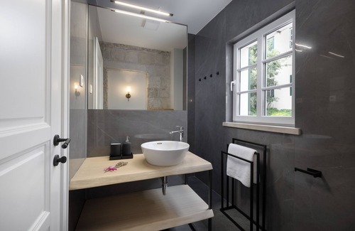 Vrpolje Bed & Breakfast | Casa Columba - 4 Star Design Boutique Hotel - Marco Polo Luxury Apartment