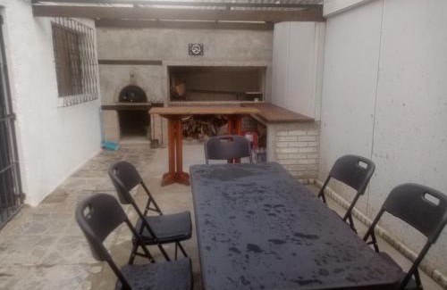 Parque del Plata House | Casa con piscina climatizada para 6 personas en Parque del plata