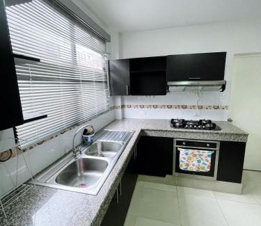 La Aurora Villa | Casa con piscina, zona BBQ y seguridad privada