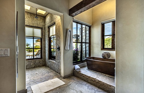 Los Cabos Villa | Casa Contessa: 5 Bedroom Luxury Villa in Punta Ballena w/Golf Cart!