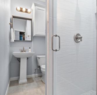 Highland Park House | Casa Cowboy near Downtown, Gourmet Kitchen, Private Yard