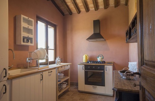 Commenda Apartment | Casa Cristoforo, four rooms plus, with fireplace and terrace on the olive grove