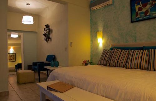 Romantic Zone Hotel | Casa Cupula LGBT Luxury Resort