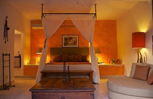 Romantic Zone Hotel | Casa Cupula LGBT Luxury Resort