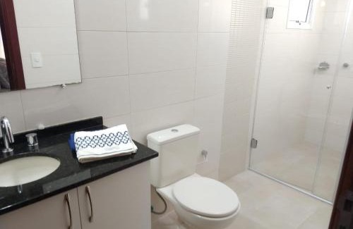 Jardim das Americas Apartment | Casa Curitiba 120m² (1 Suíte e 2 Quartos) com garagem em condomínio