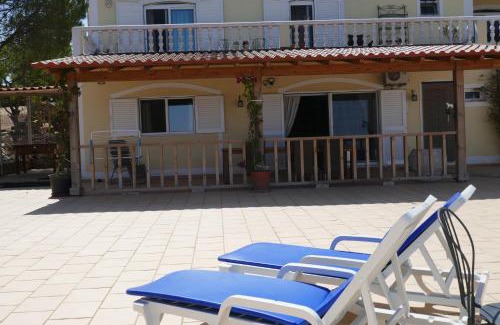 Tor Apartment | casa da ainheira 44 cruz da assumada 8100-296 Loulé