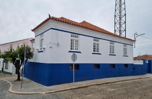 Avis House | Casa da Livraria - Boutique da Cultura