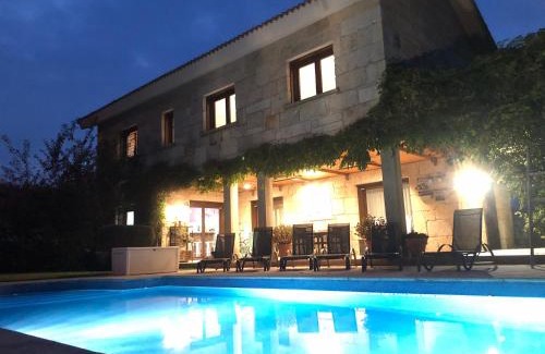 Baiona Villa | Casa da Lomba Piscina y vistas al mar en Baiona
