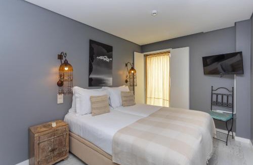Sesimbra House | Casa da Praça Guest House