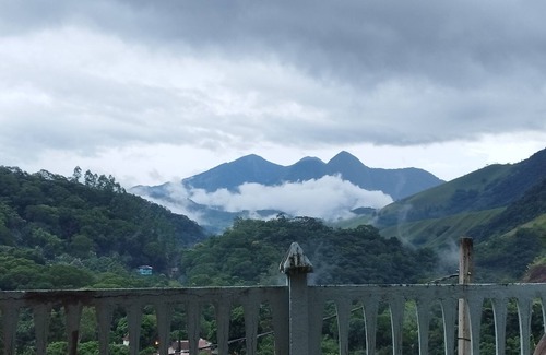 Casimiro de Abreu House | Casa da Serra em Cascata