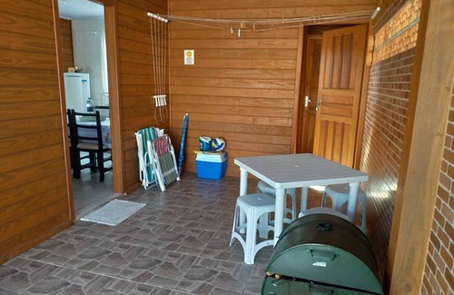 Penha House | Casa da Vovó éte, enjoy your vacation, on the beaches or at Beto Carrero Park.