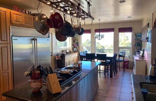 Tijeras House | Casa De Chara- Mountain retreat. Entire home
