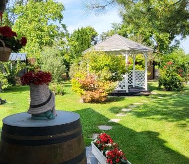 La Roussiere House | casa de invitados estilo normandie