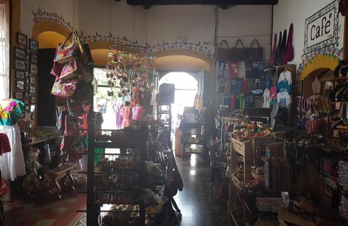 Suchitoto Hotel | Casa de la Abuela