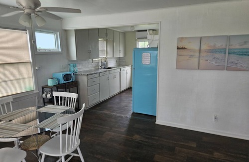 Matagorda House | Casa de la Costa - on Beach Front Dr