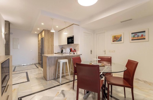 La Herradura Apartment | "Casa de la playa Alto Realengo" Near the Beach with Sea View, Private Terrace, A/C & Wi-Fi