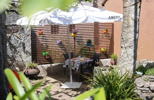 As Neves House | Casa de la Tita