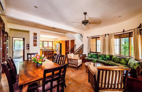 Palm Beach Estates Villa | Casa de La Vida Grande: A Tropical Paradise in Playa Grande