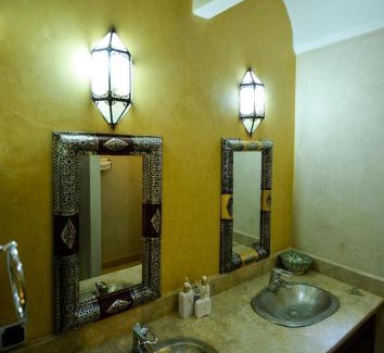 Assouel House | Casa De Marrakech Riad Guest House