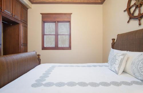 Backus House | Casa De Miguel