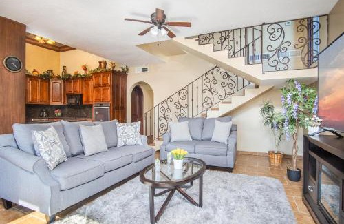 Backus House | Casa De Miguel