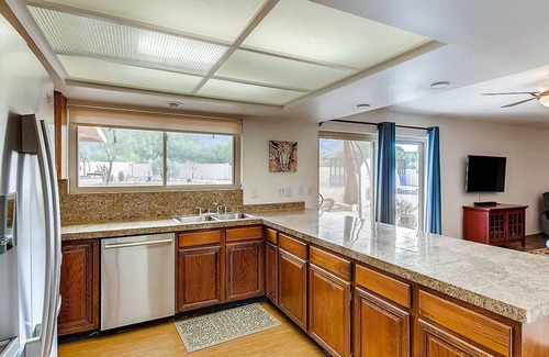 Apache Junction House | Casa De Paz -Pool | Hot Tub |Game Room